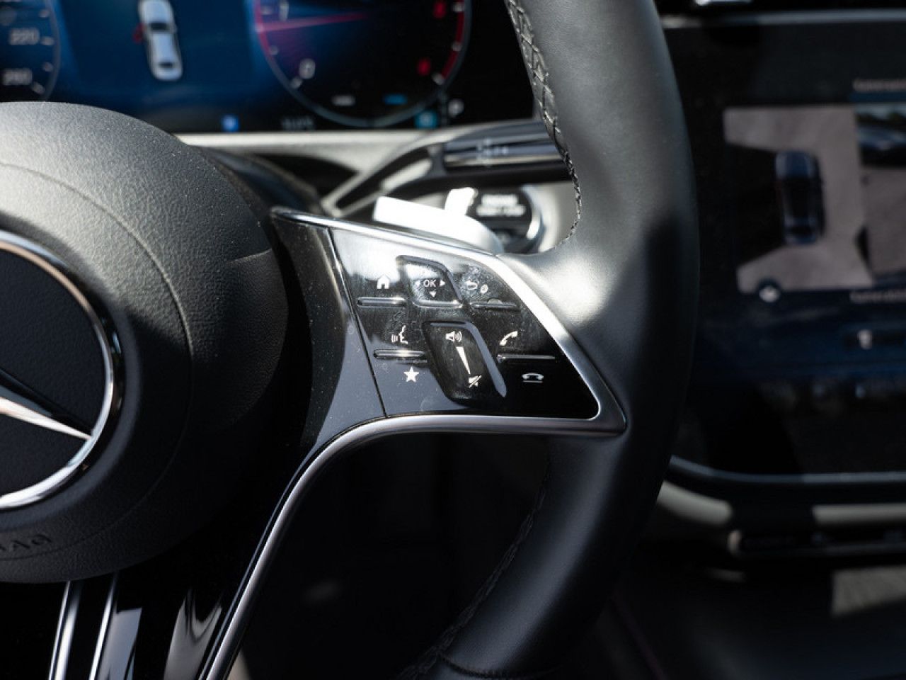 Mercedes-Benz E-Klasse – Bild 14