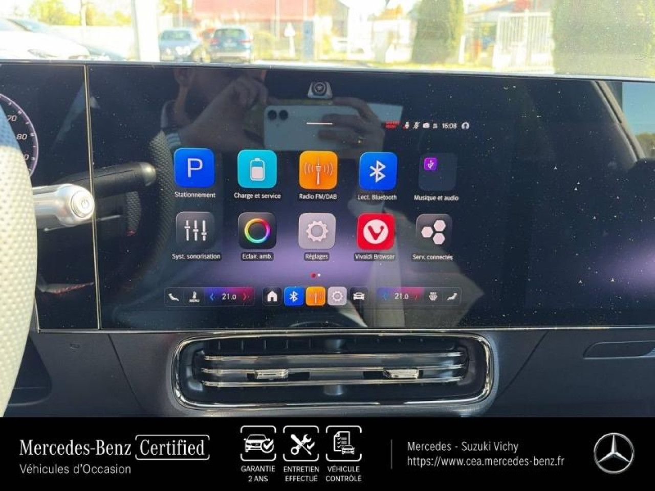 Photo du v&eacute;hicule 16 / 18