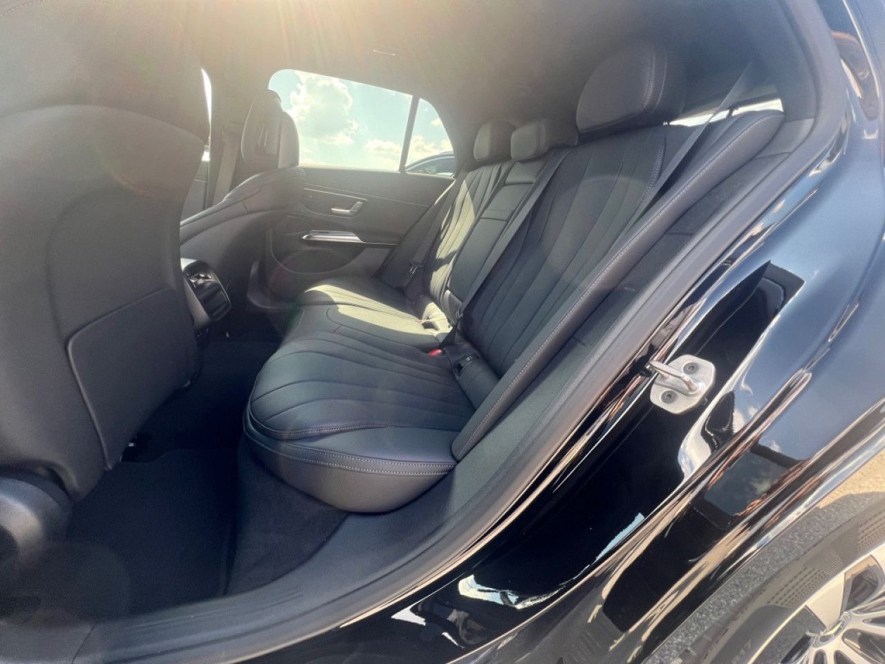 Mercedes-Benz E-Klasse – Bild 22