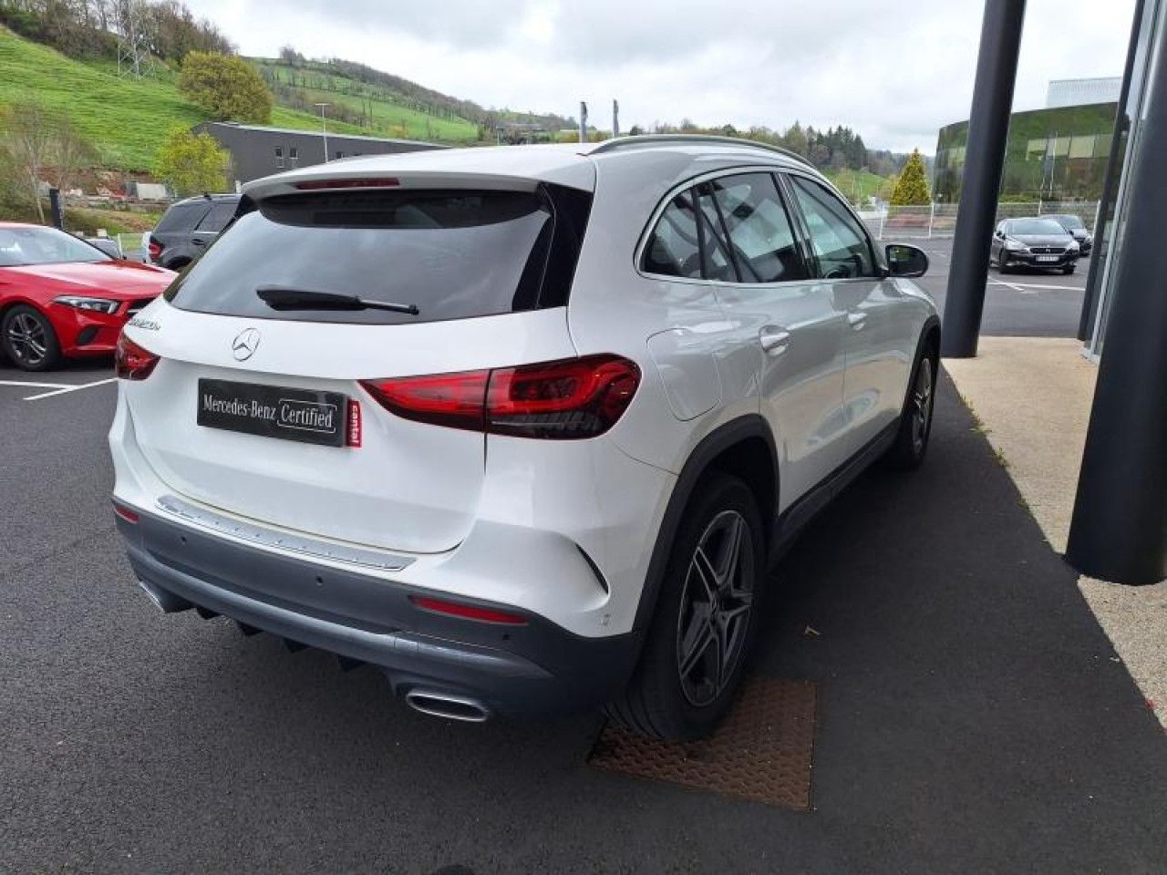 Photo du v&eacute;hicule 10 / 18