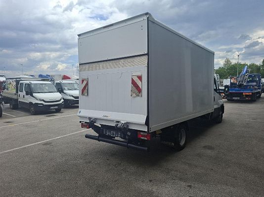 Immagine del veicolo 4 / 8