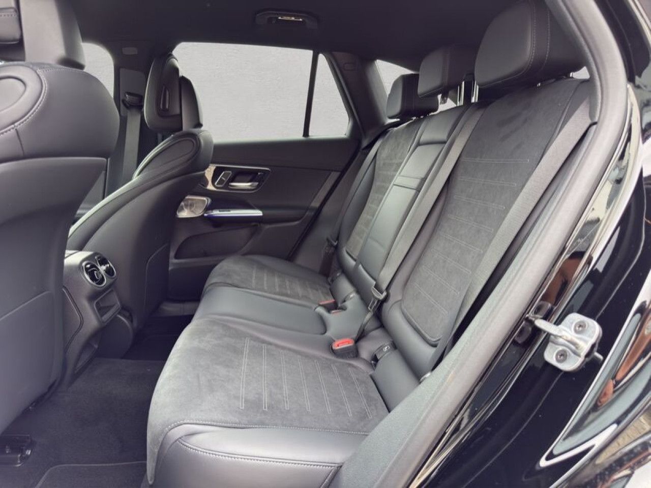 Mercedes-Benz GLC – Bild 17