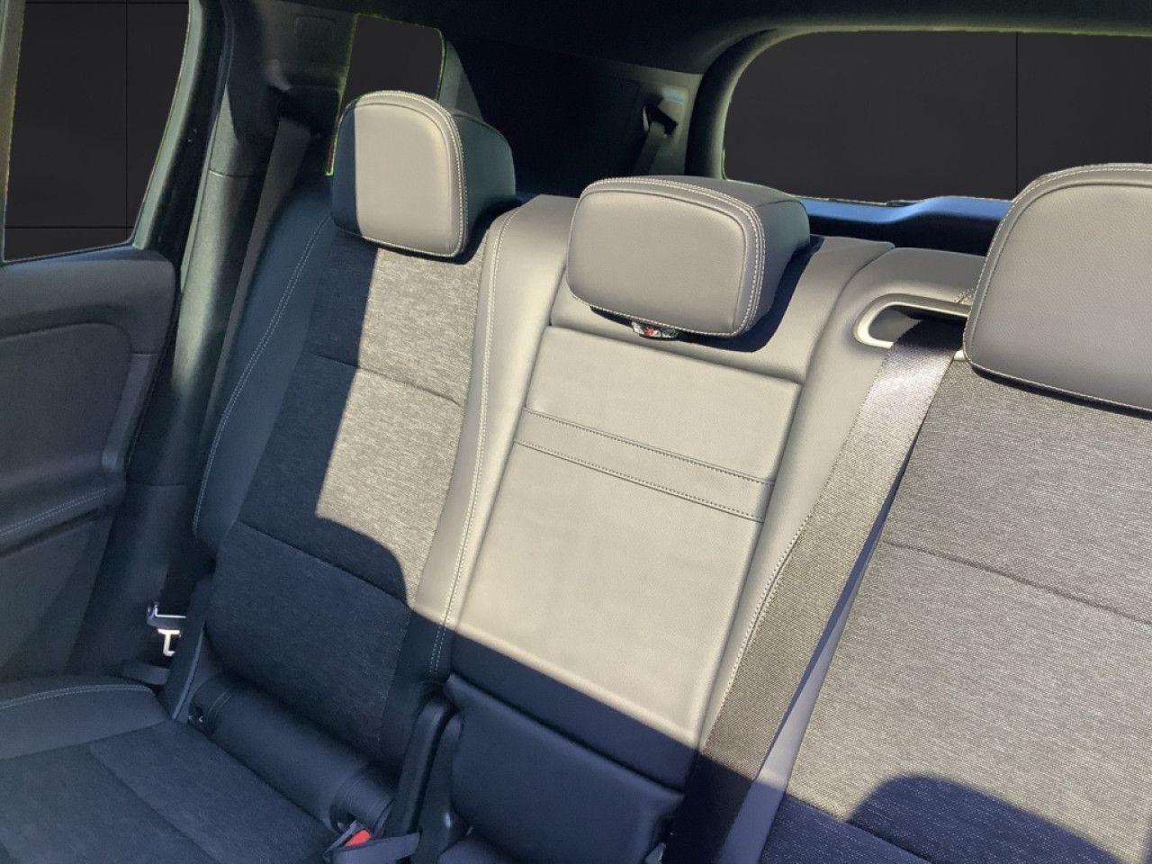 Mercedes-Benz GLB – Bild 13
