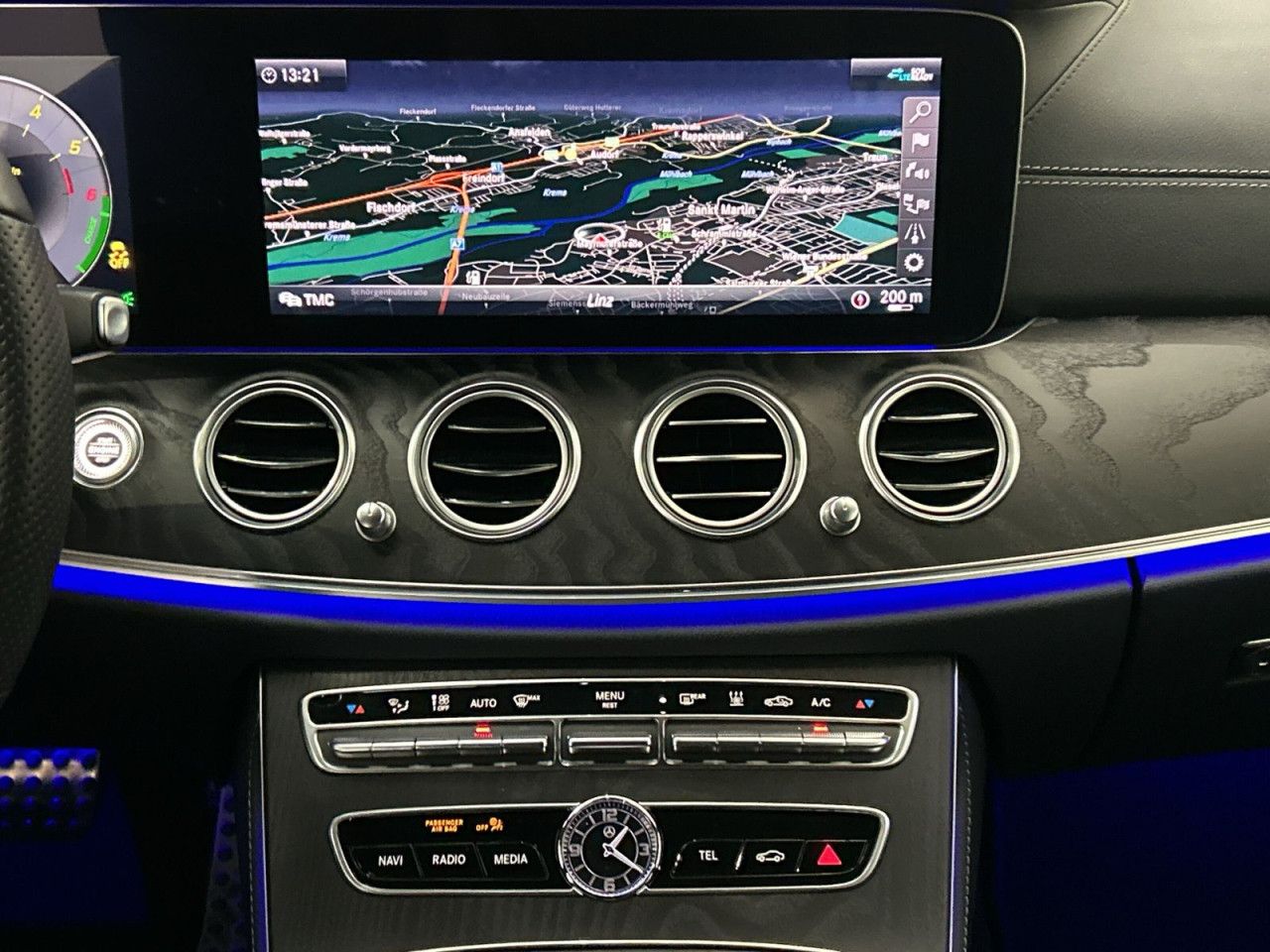 Fahrzeugbild 10 / 25