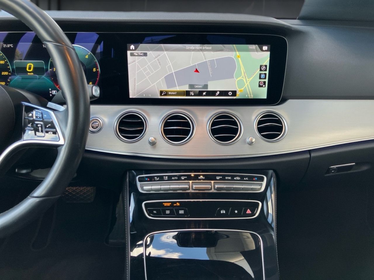 Mercedes-Benz E-Klasse – Bild 16