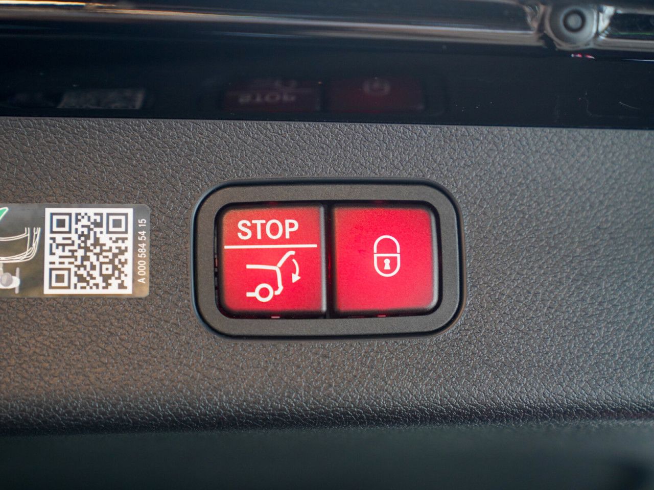 Mercedes-Benz E-Klasse – Bild 15
