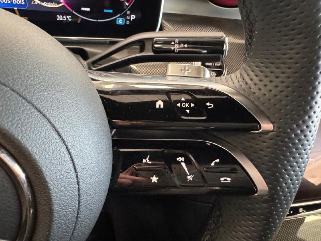 Photo du v&eacute;hicule 18 / 18