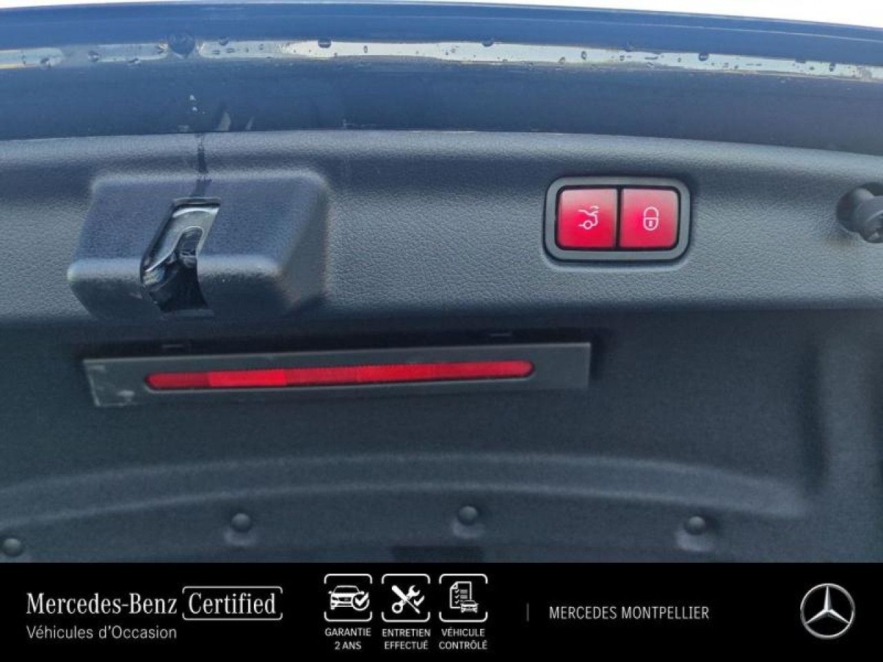 Photo du v&eacute;hicule 16 / 18