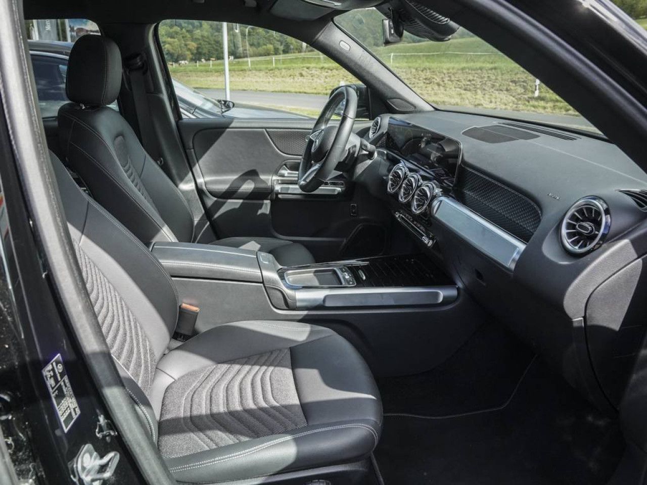 Mercedes-Benz GLB – Bild 13