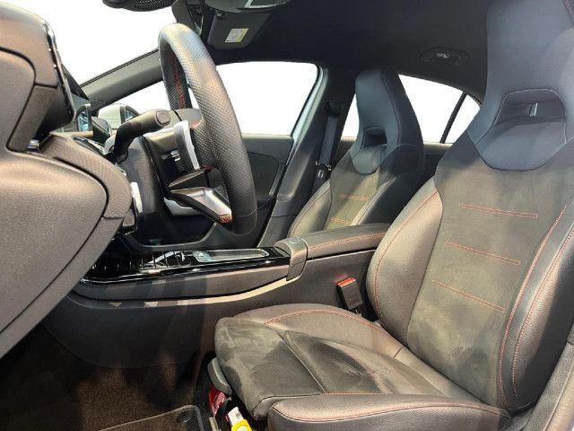 Mercedes-Benz A 220