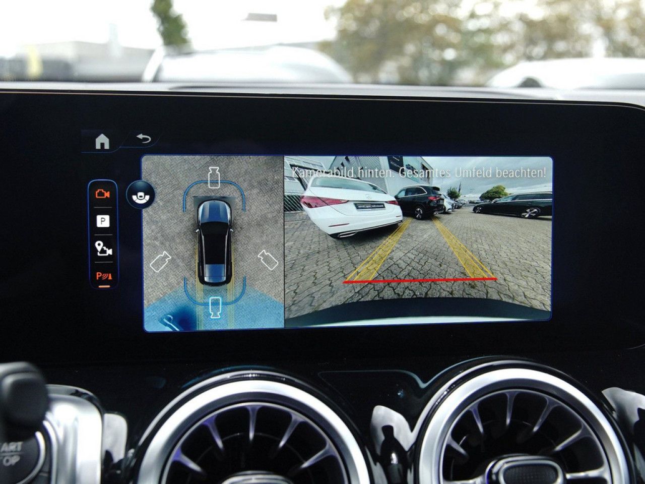 Mercedes-Benz EQB – Bild 12