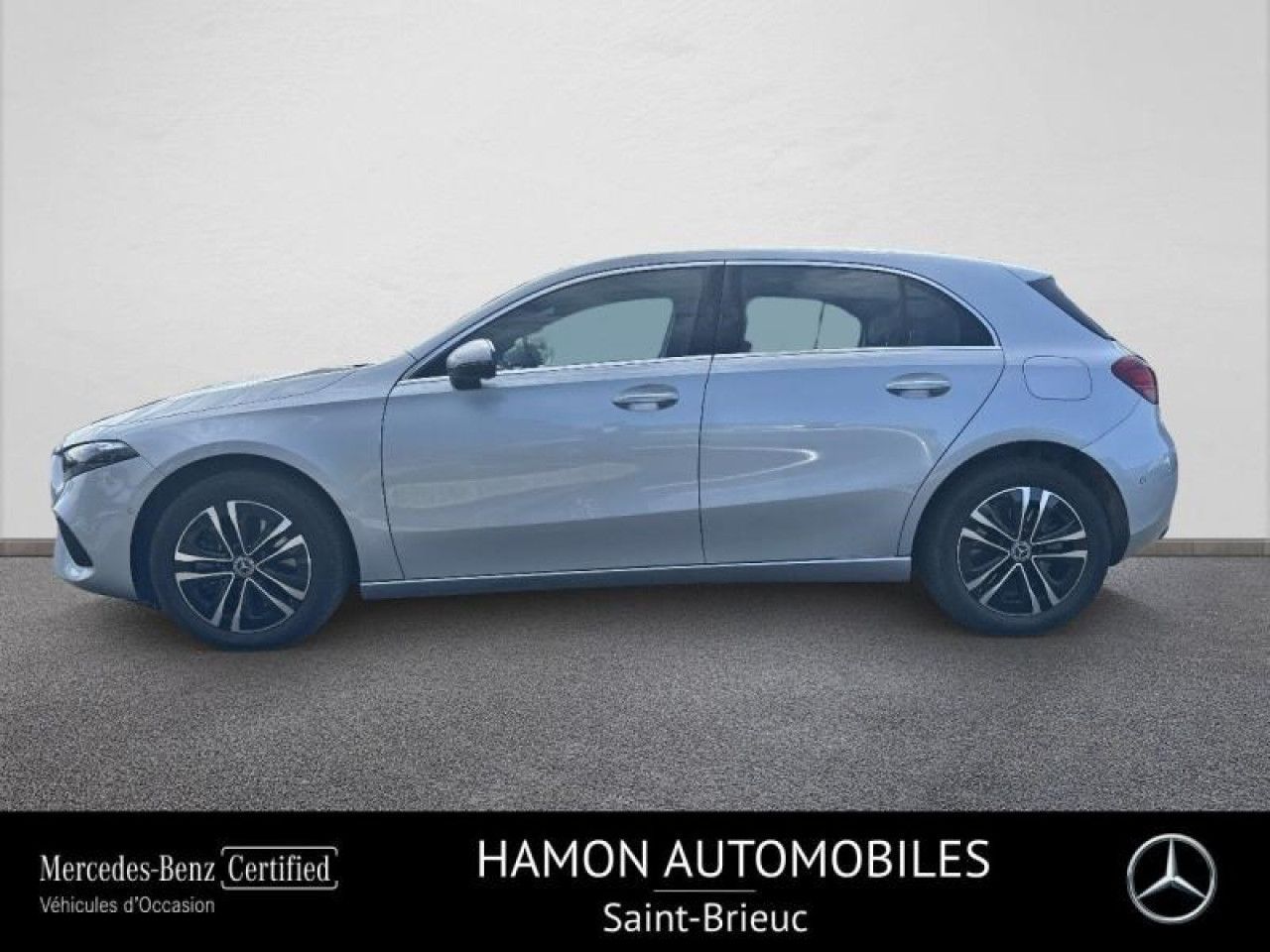 Photo du v&eacute;hicule 2 / 18