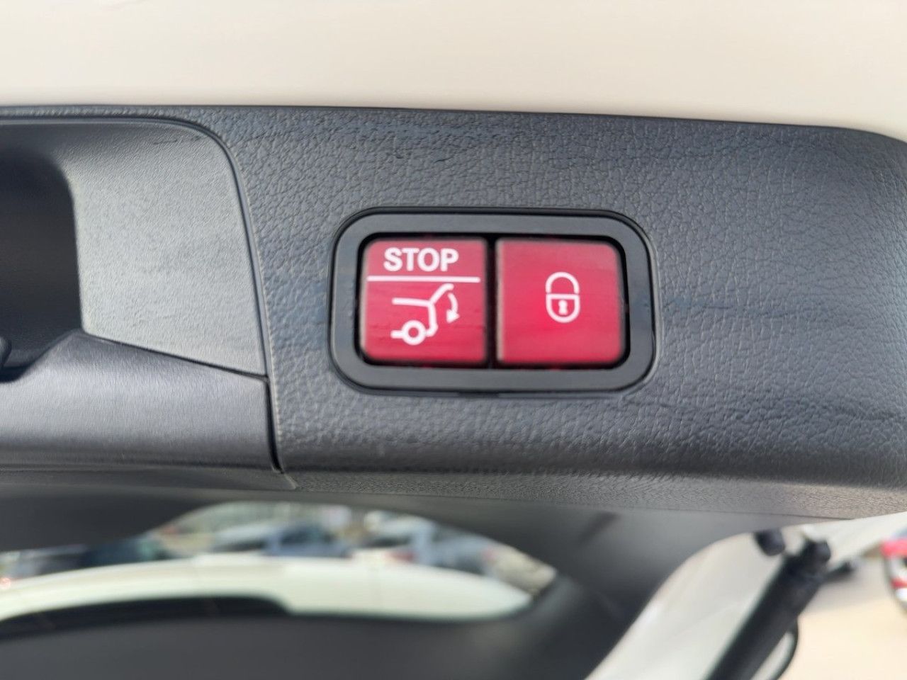 Fahrzeugbild 13 / 14