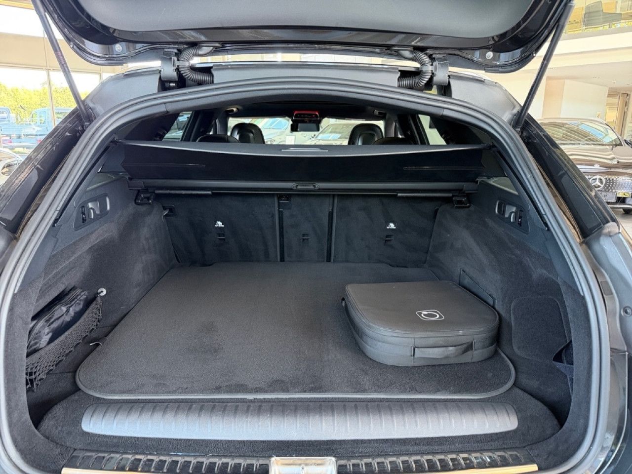 Mercedes-Benz E-Klasse – Bild 4