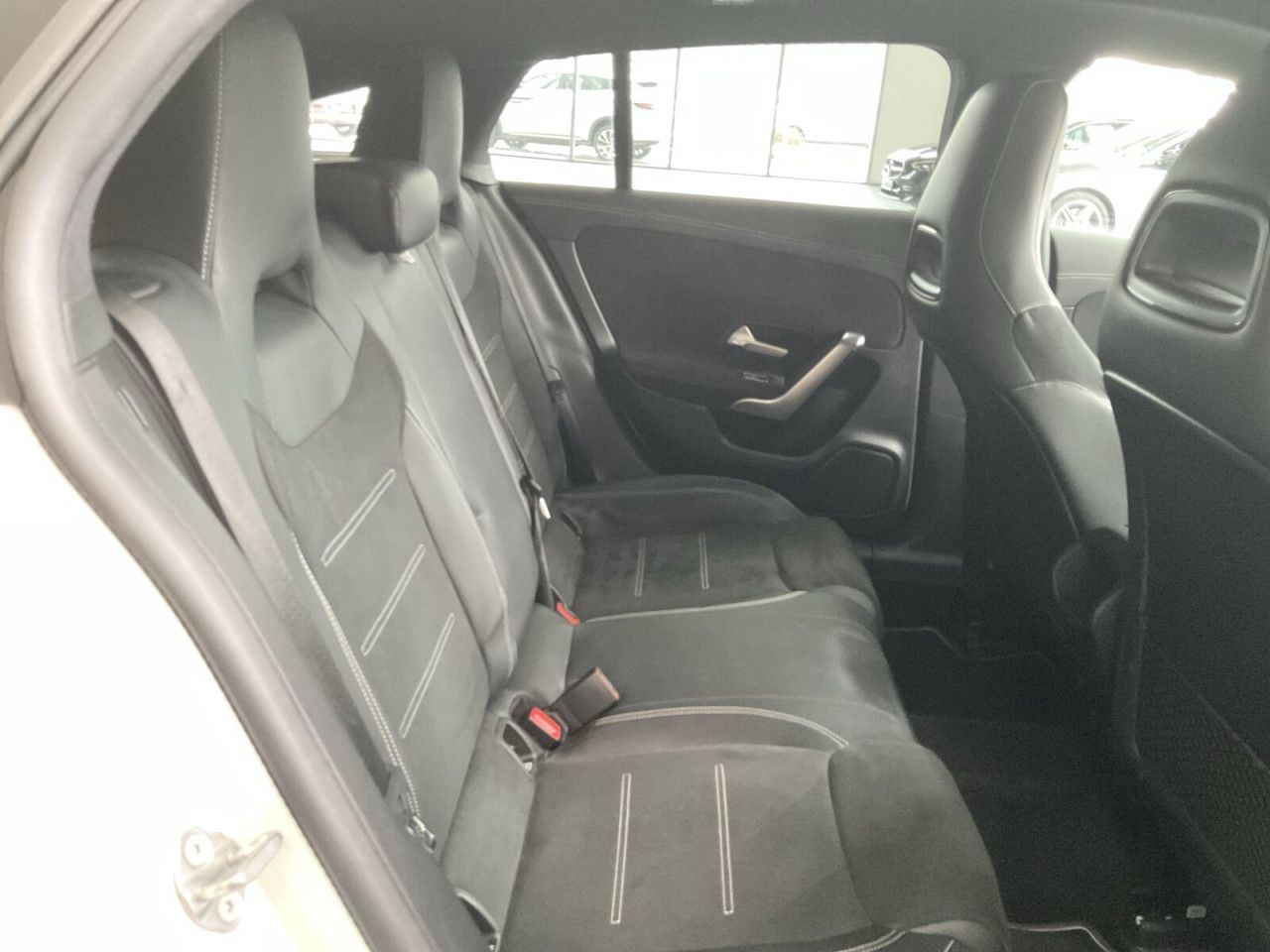 Fahrzeugbild 18 / 23