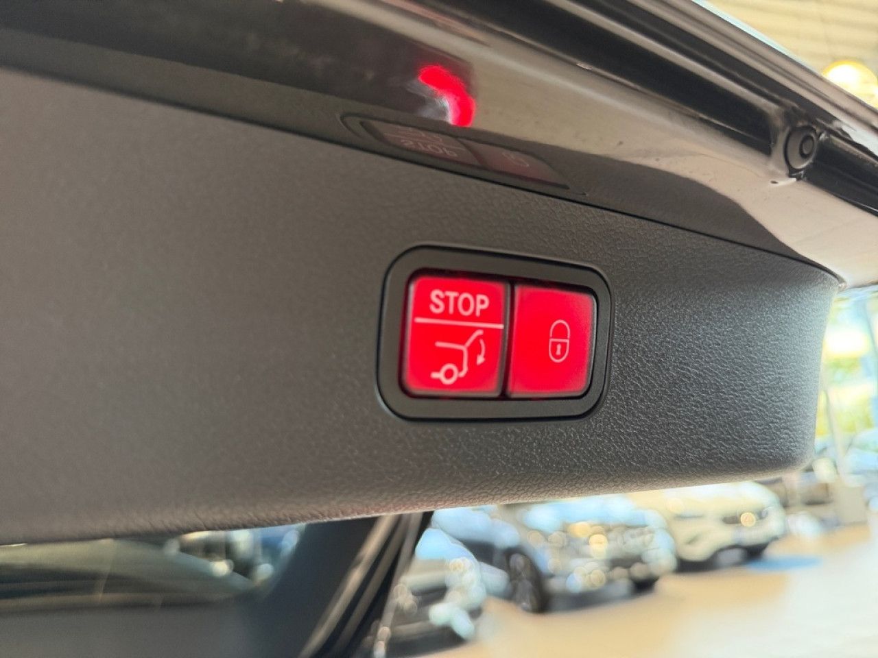 Mercedes-Benz E-Klasse – Bild 24