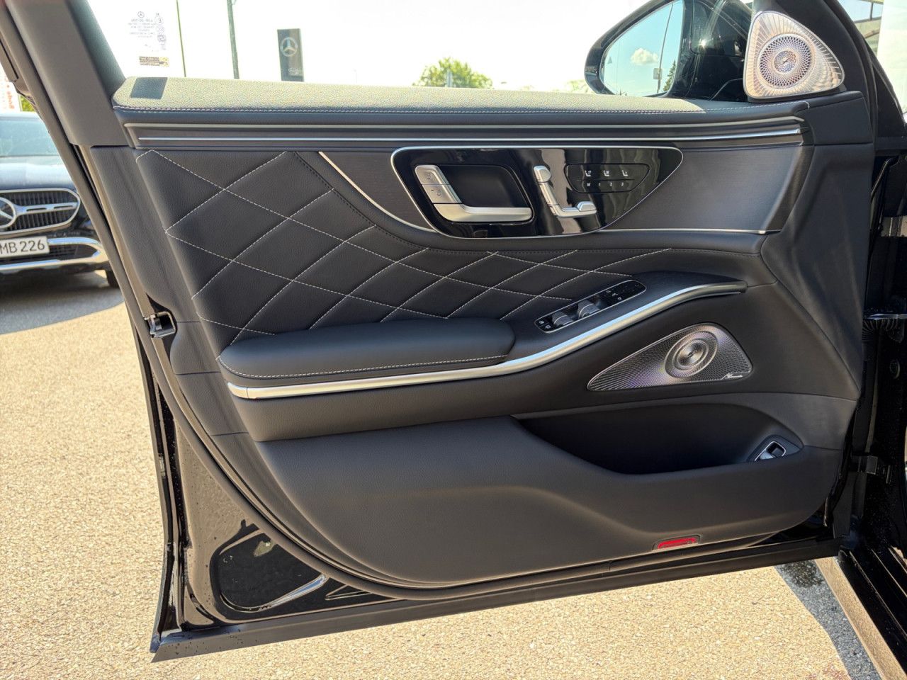Mercedes-Benz S-Klasse – Bild 9