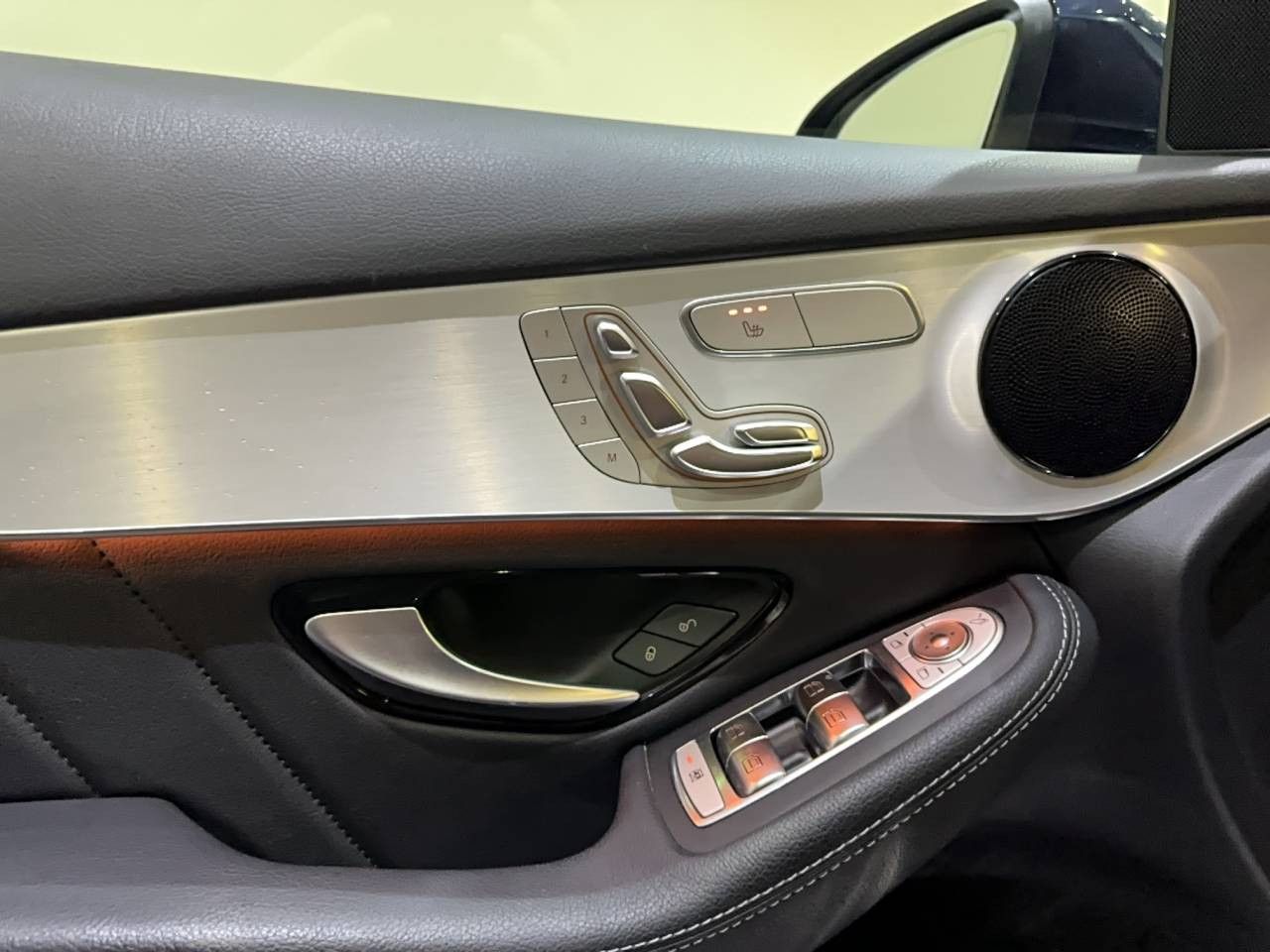 Photo du véhicule 18 / 18