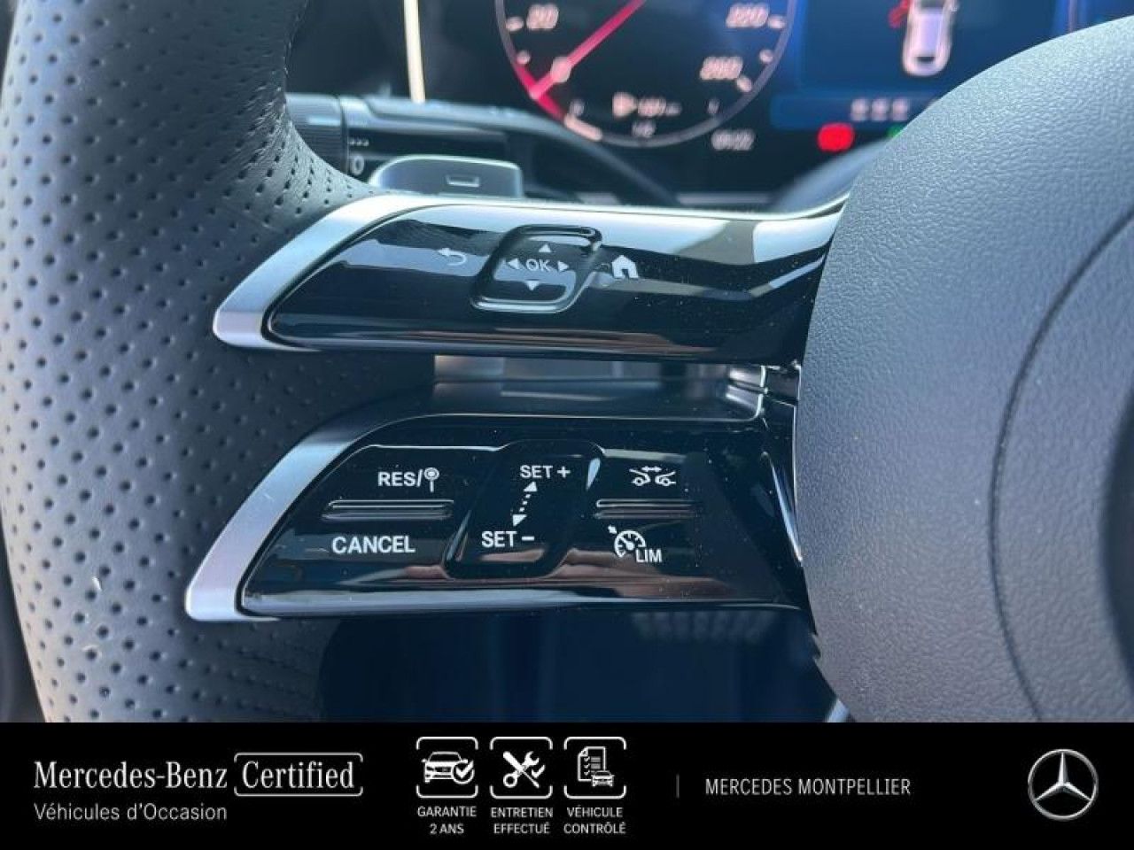 Photo du v&eacute;hicule 16 / 18