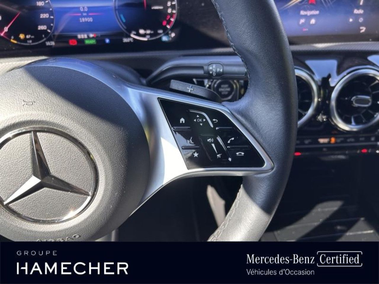 Photo du v&eacute;hicule 9 / 18