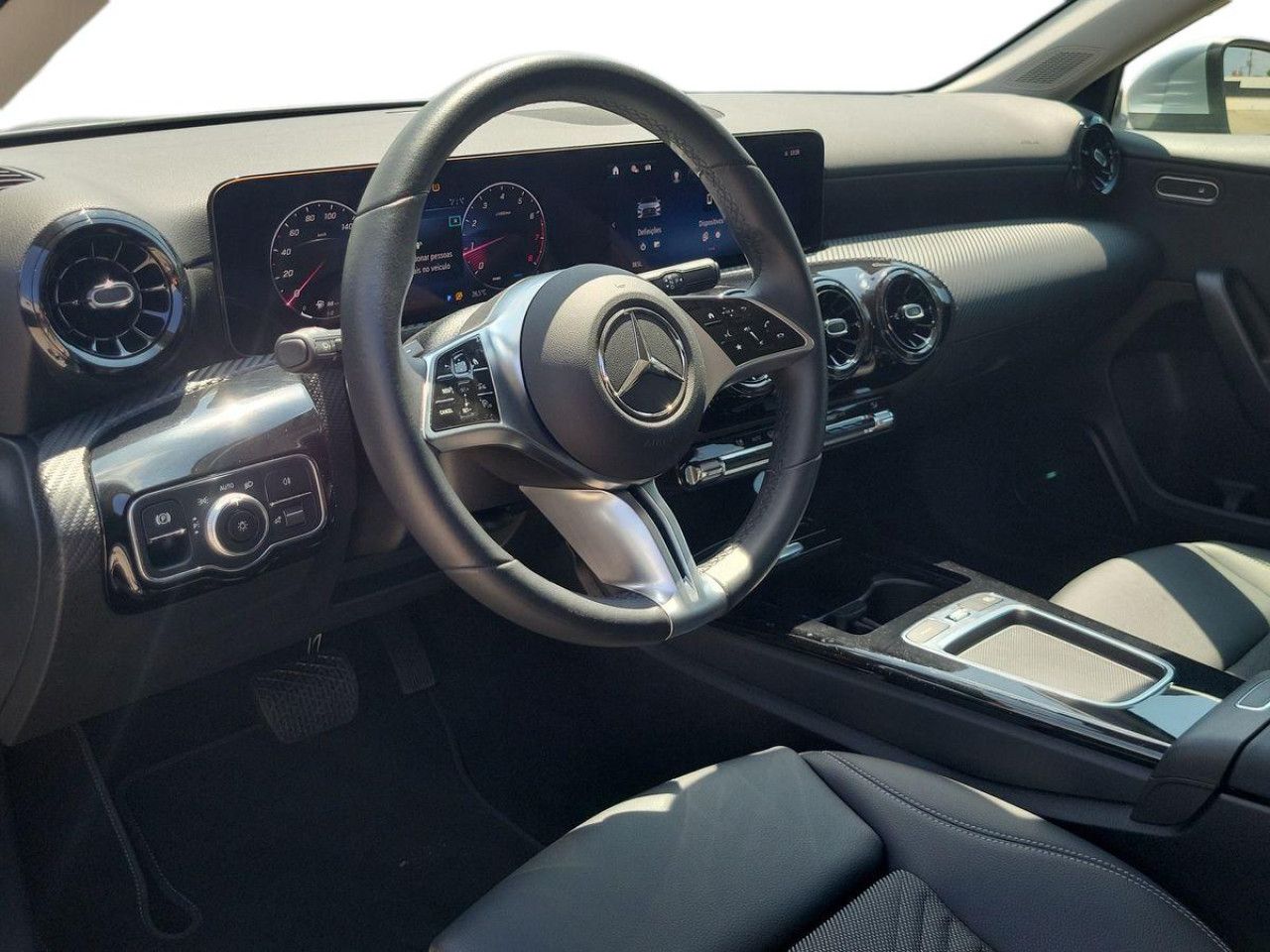 Imagem do ve&iacute;culo 10 / 20