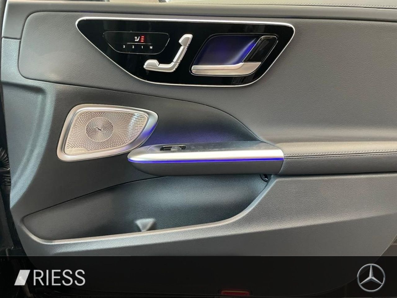 Mercedes-Benz C-Klasse – Bild 12