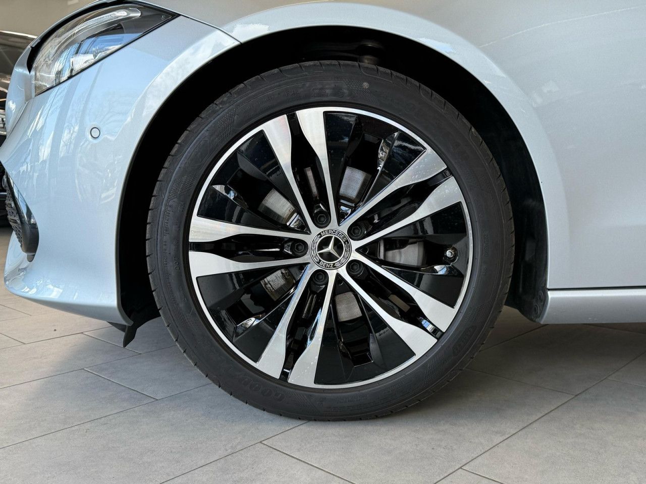 Mercedes-Benz C-Klasse – Bild 14