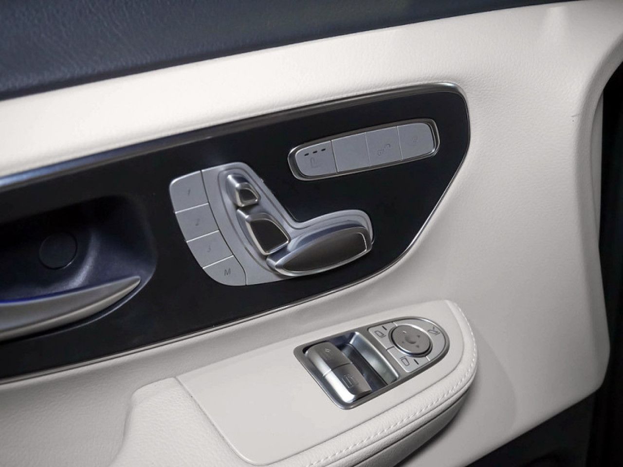 Fahrzeugbild 11 / 20