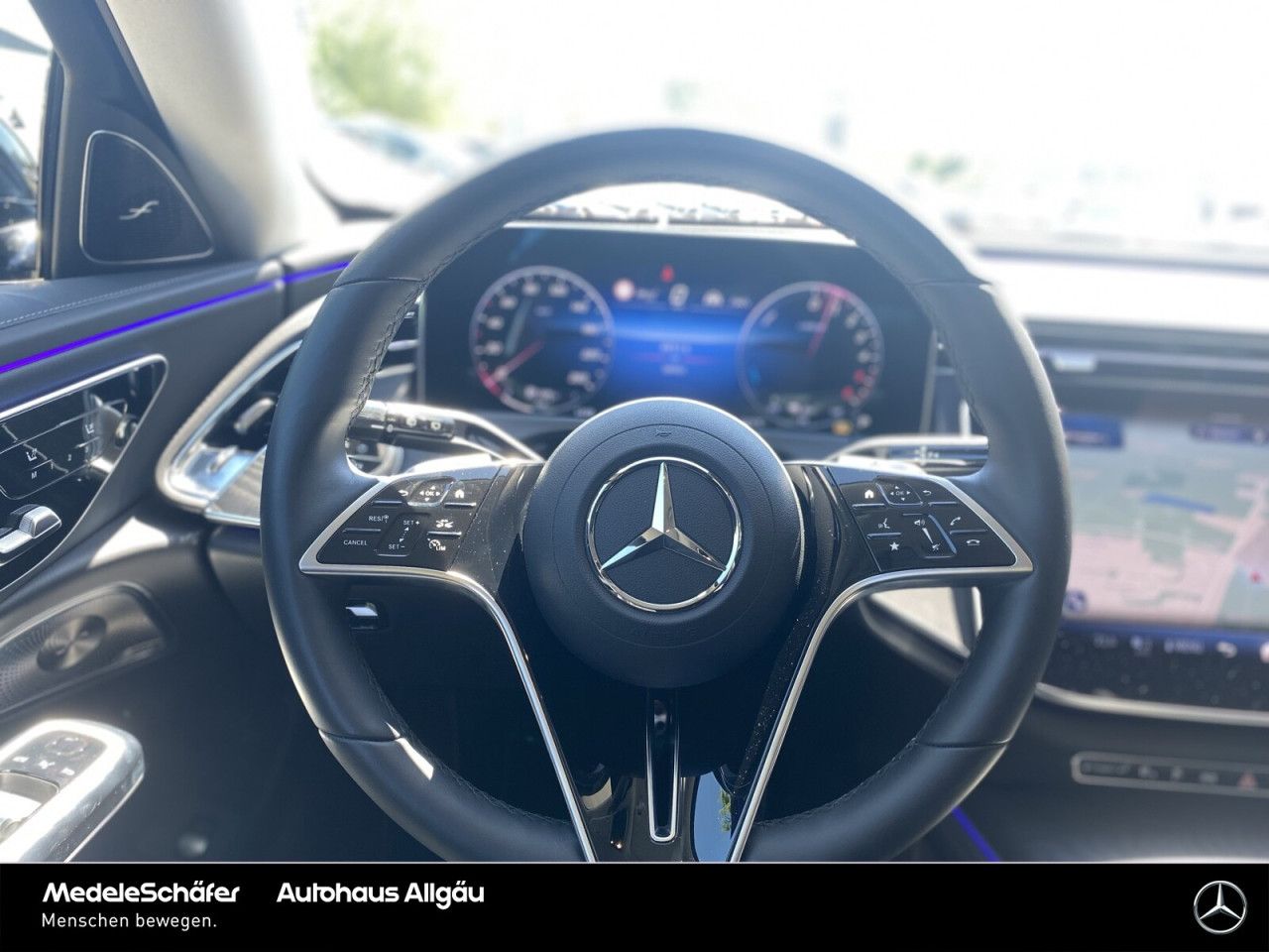 Mercedes-Benz E-Klasse – Bild 16