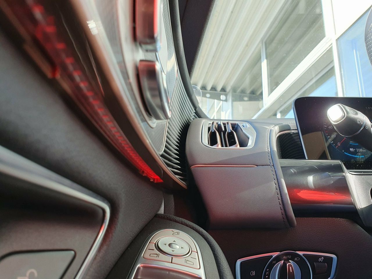 Fahrzeugbild 18 / 25