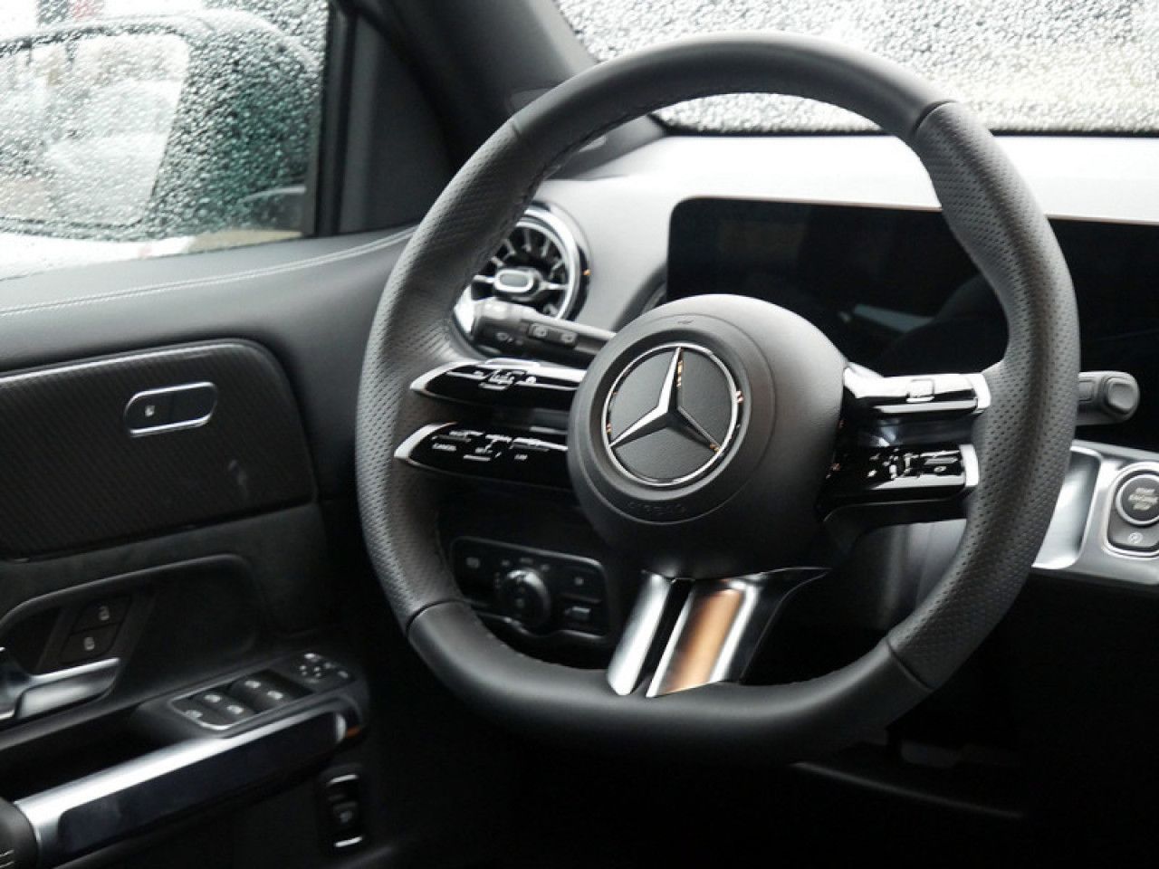 Mercedes-Benz GLB – Bild 8