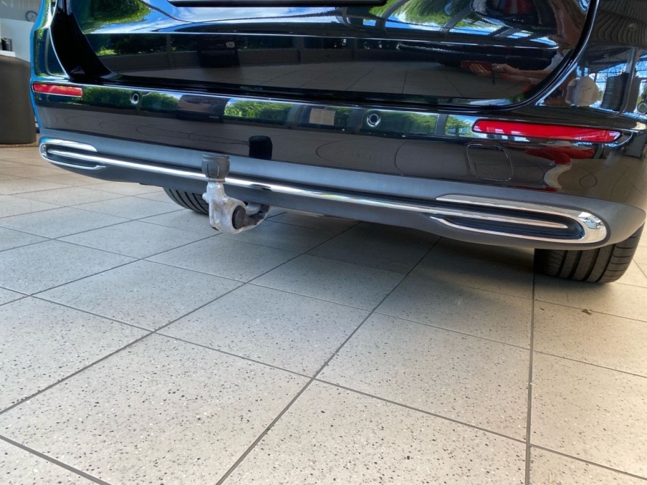 Mercedes-Benz E-Klasse – Bild 12