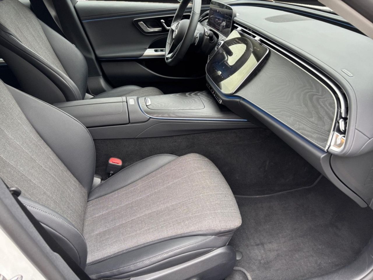 Mercedes-Benz E-Klasse – Bild 6