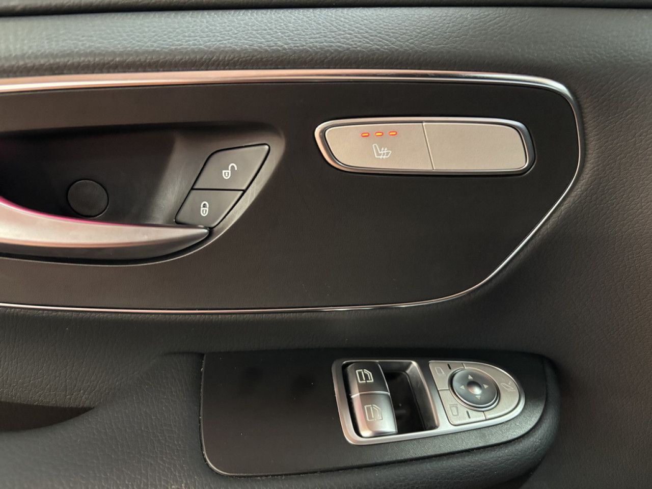 Fahrzeugbild 18 / 28