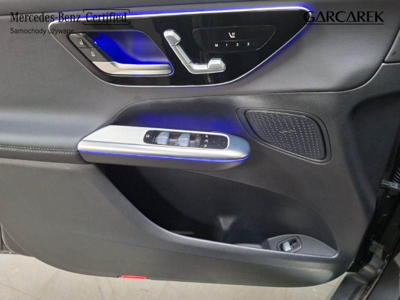 Zdjęcie pojazdu 24 / 27