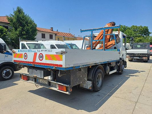 Vehicle image 3 / 7
