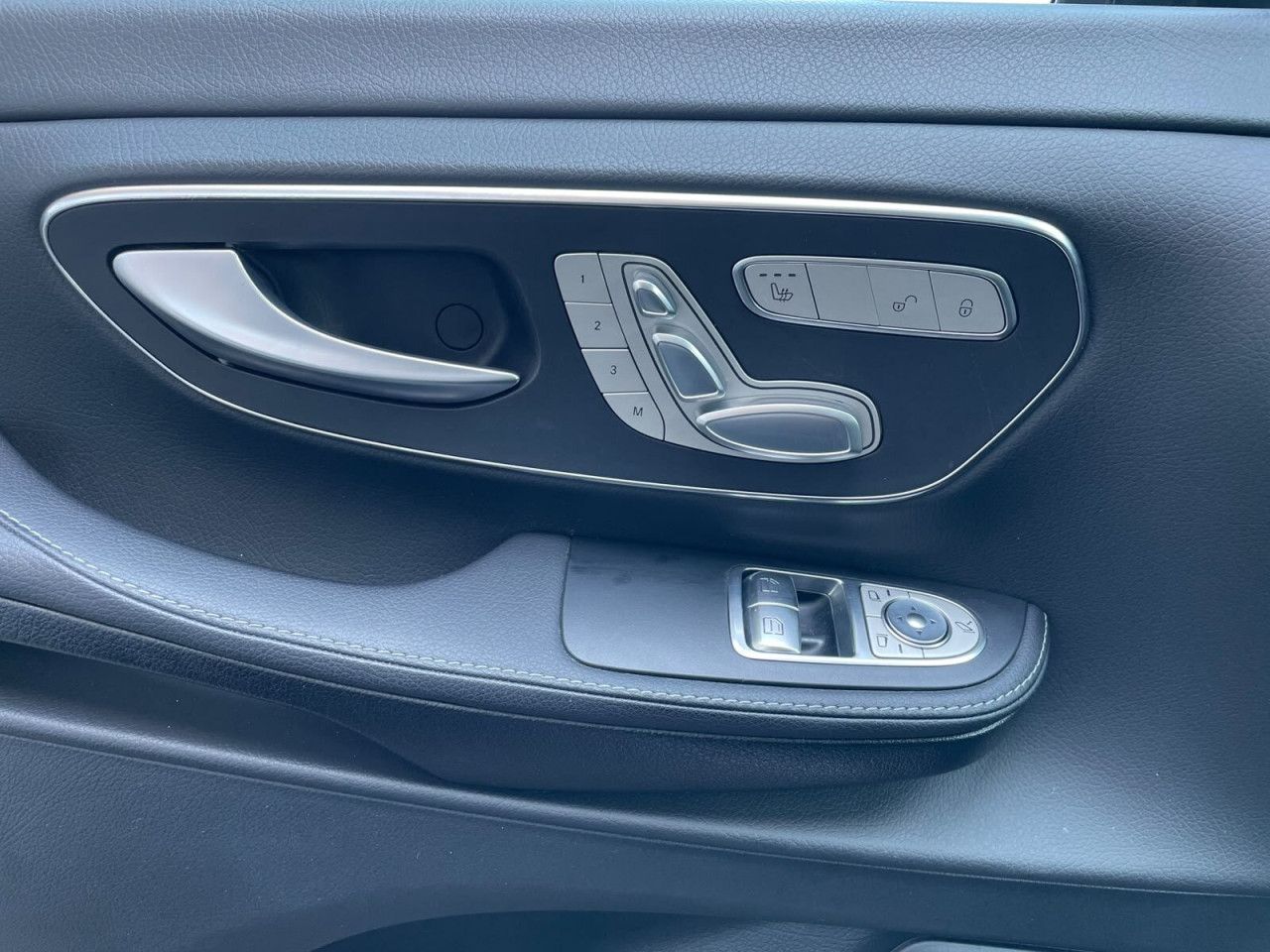 Mercedes-Benz EQV – Bild 18
