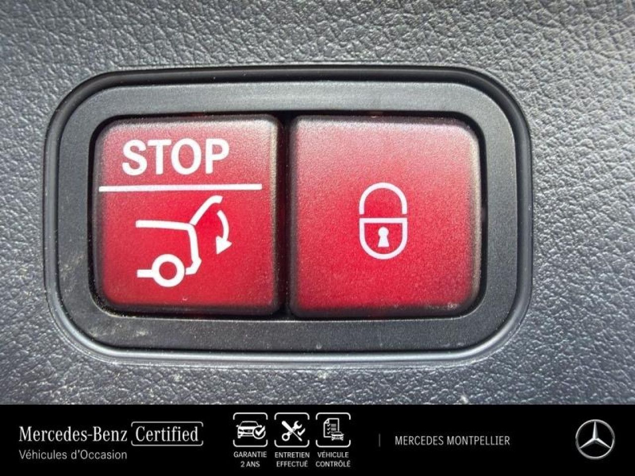 Photo du v&eacute;hicule 16 / 18