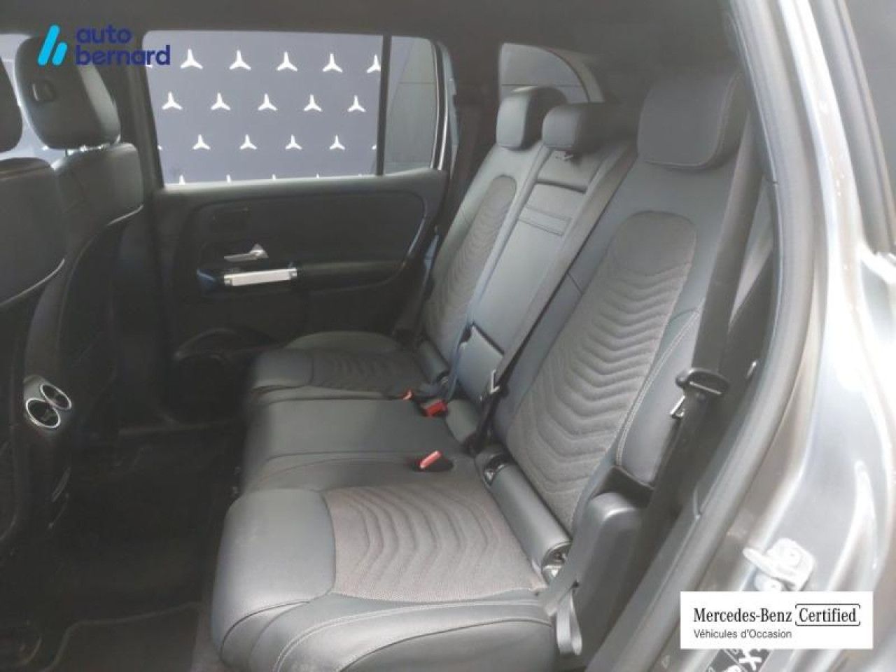 Photo du véhicule 10 / 18