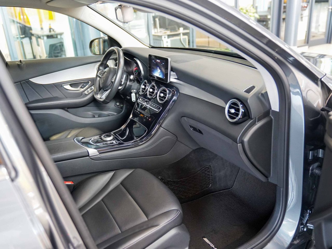 Fahrzeugbild 10 / 15