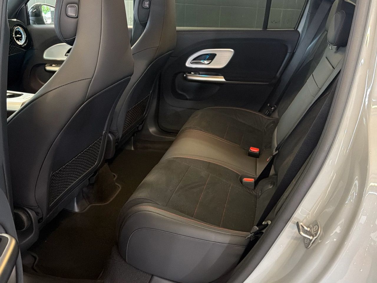 Mercedes-Benz GLB – Bild 15