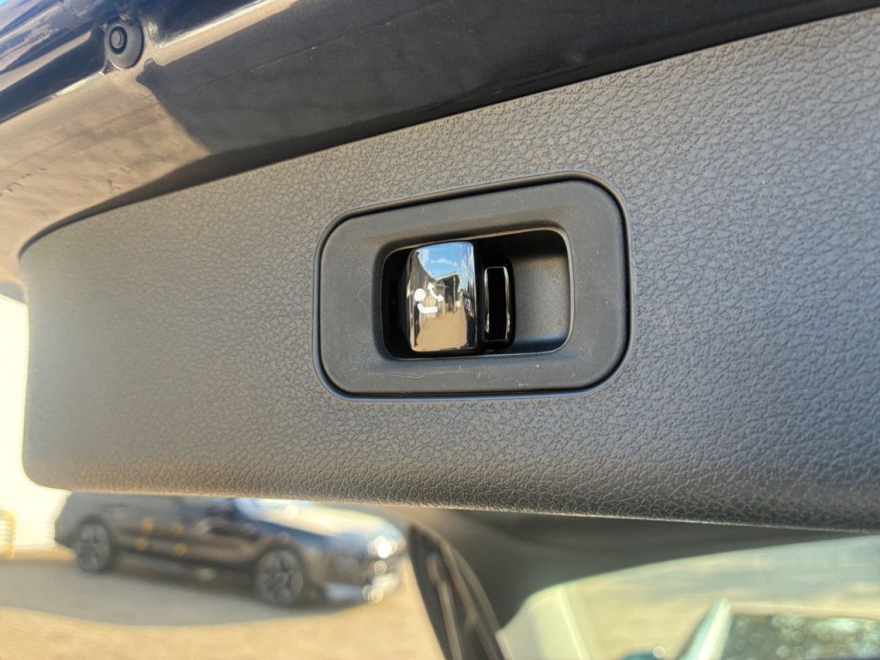 Mercedes-Benz E-Klasse – Bild 21