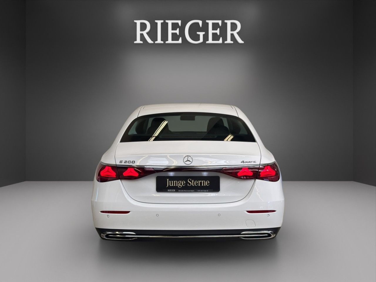 Mercedes-Benz E-Klasse – Bild 10