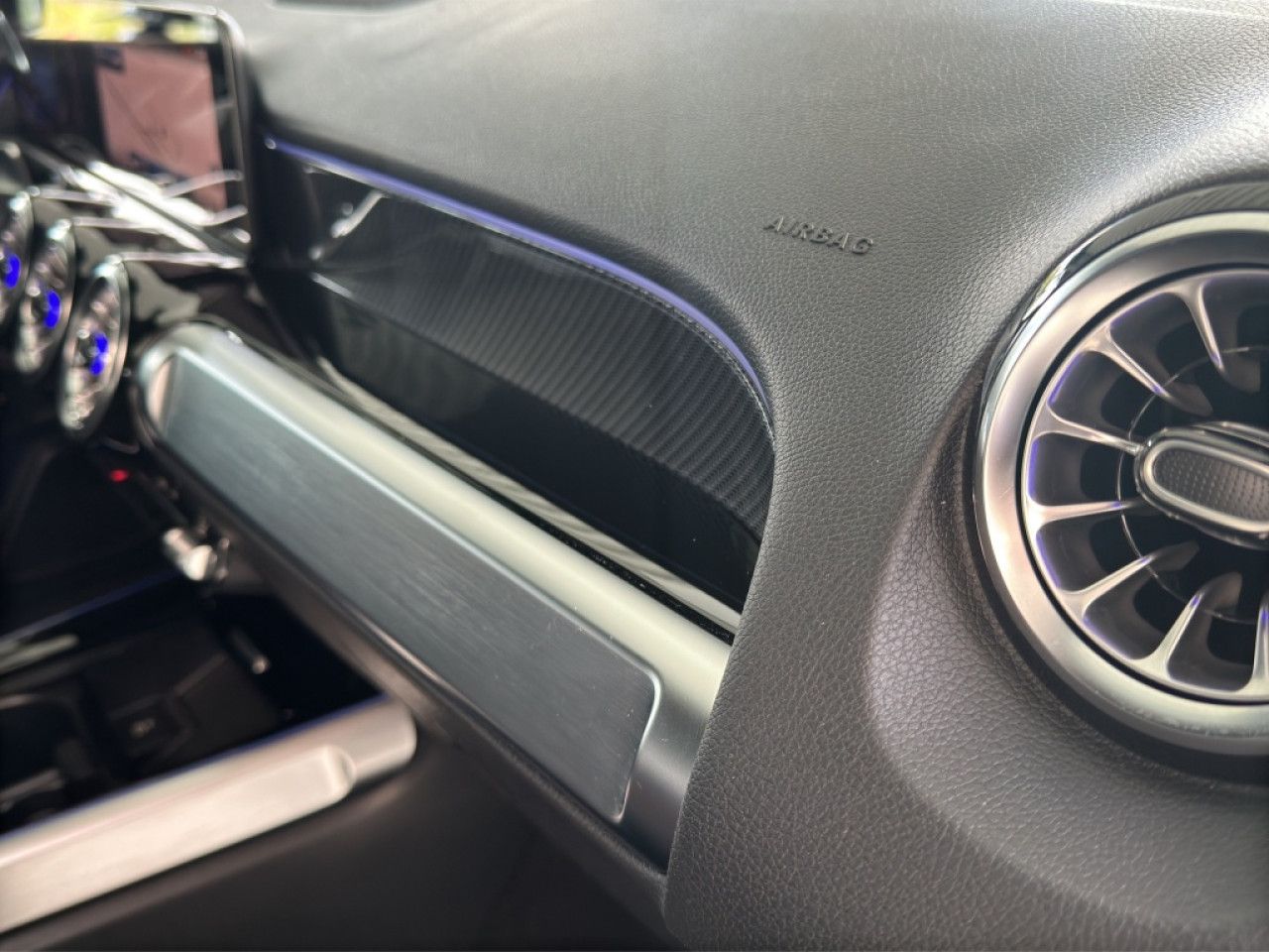 Mercedes-Benz GLB – Bild 23