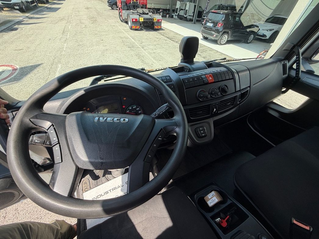 IVECO | IVECO EUROCARGO 120E250P RIBALTABILE TRILATERALE