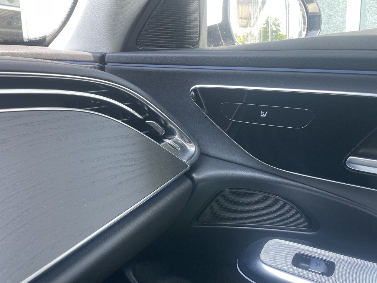 Mercedes-Benz E-Klasse – Bild 24