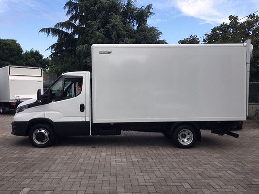 Vehicle image 7 / 11