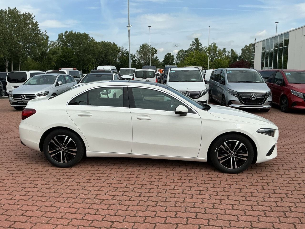Mercedes-Benz A-Klasse – Bild 8