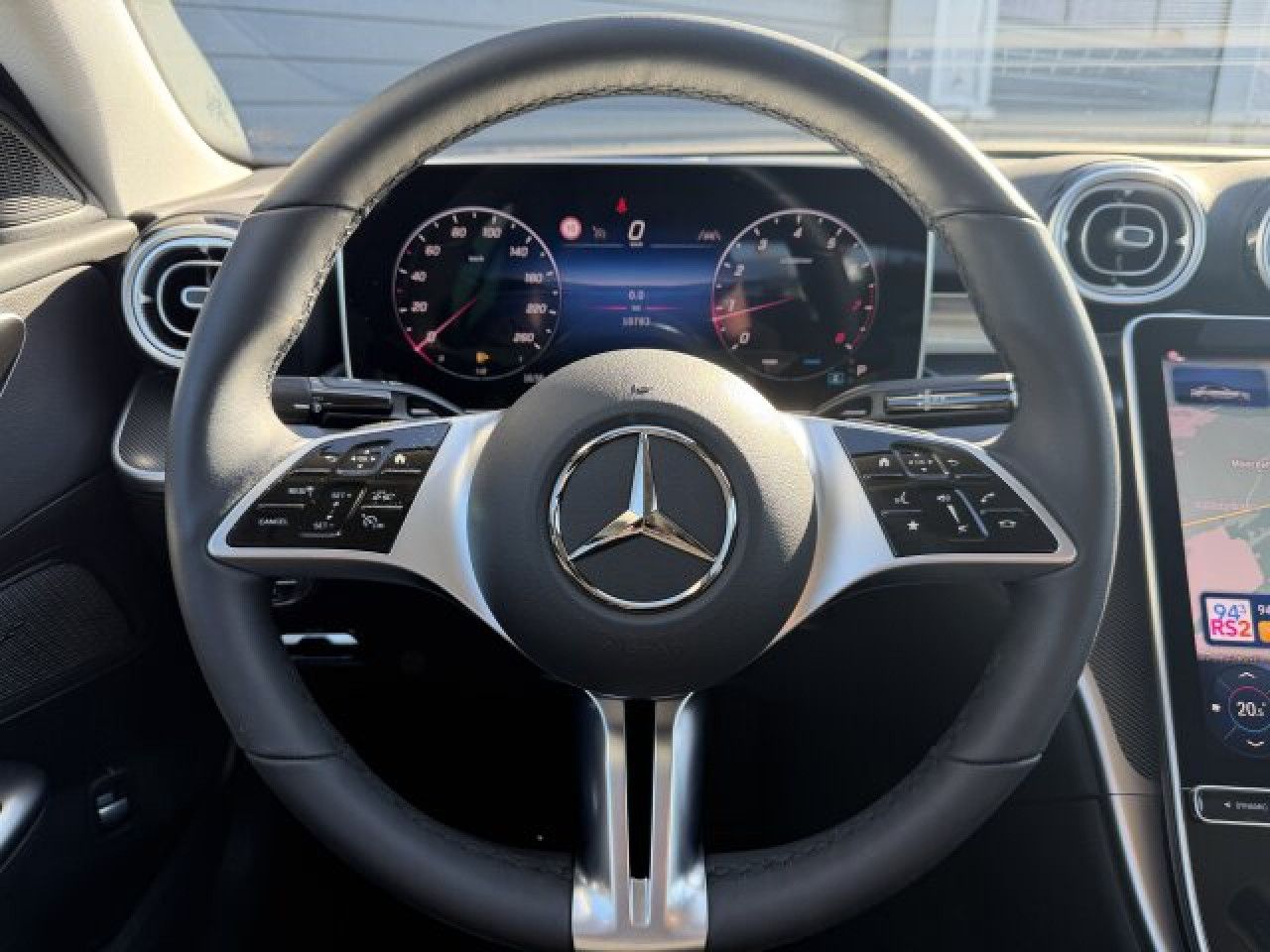 Mercedes-Benz C-Klasse – Bild 9