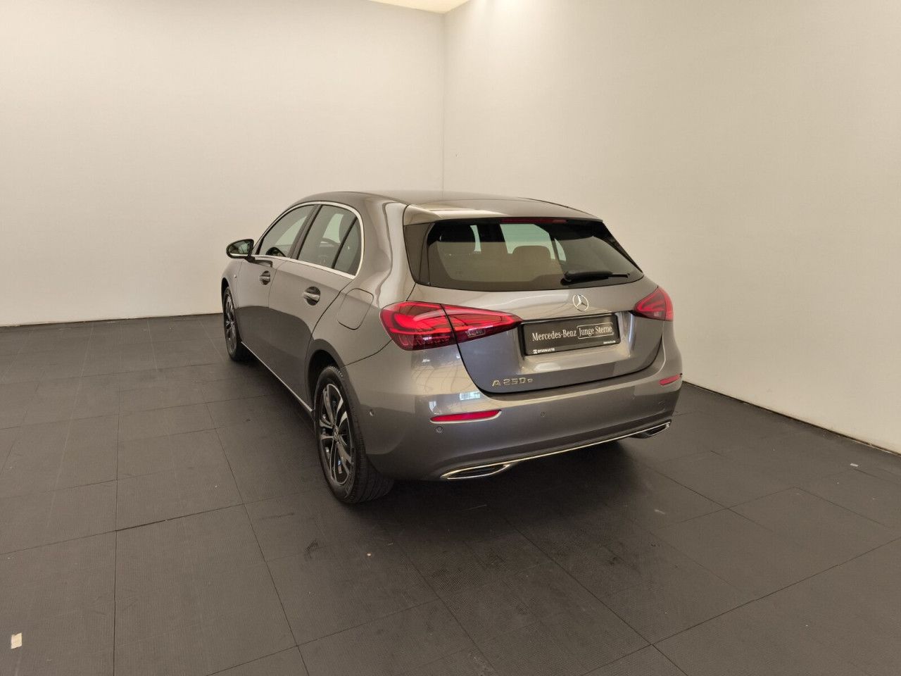 Mercedes-Benz A-Klasse – Bild 8